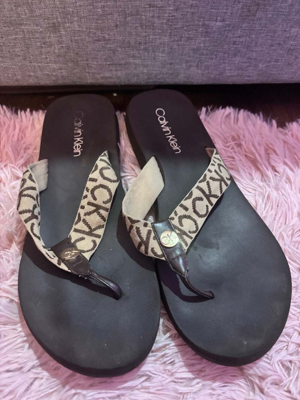 Calvin Klein Monogram Thong Sandals Flip Flops Brown Beige 9/10